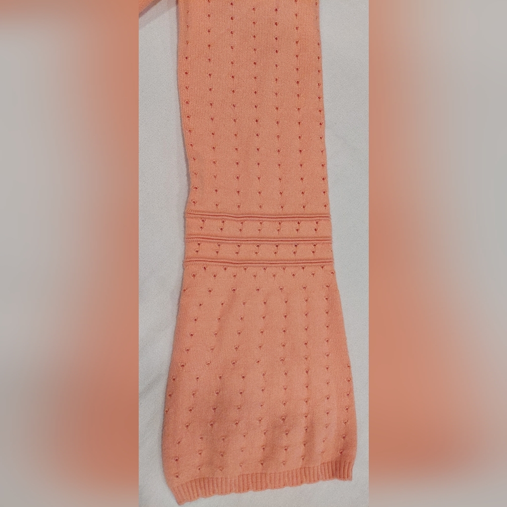 Guess Orange V-Neck Sweater Lightweight Knit - Picture 10 of 10